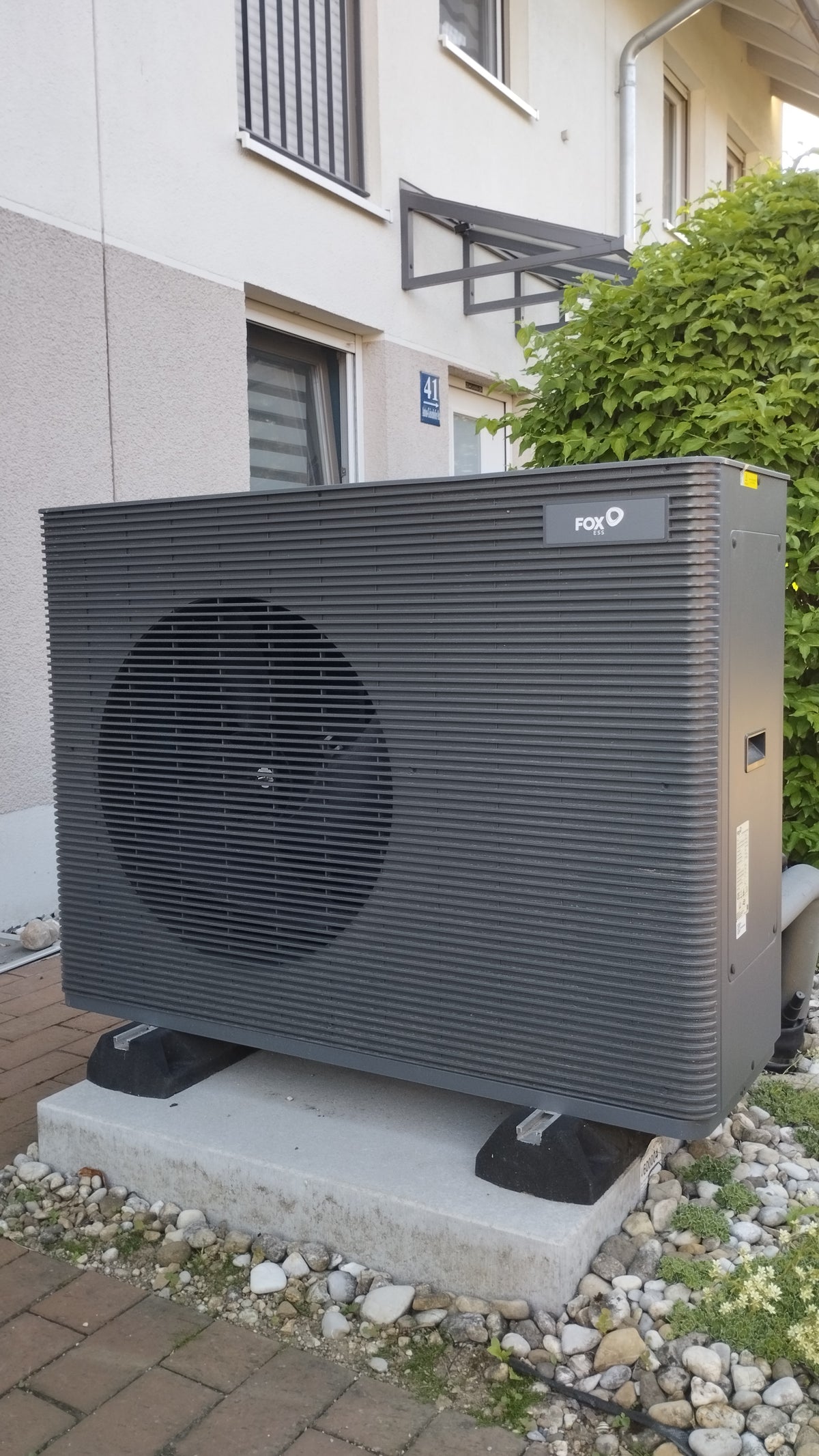 DIY-Kit 8 kW: Die Wärmepumpe für kompakte, gut gedämmte Häuser